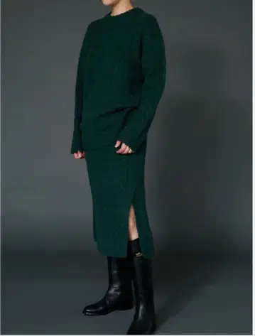 매디슨 블루 캐시미어 스커트