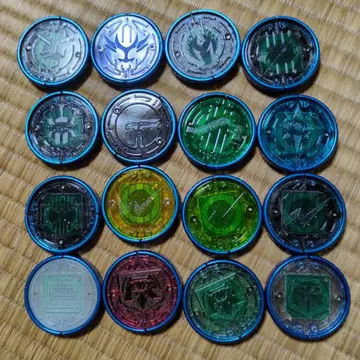 가면라이더 오즈 오메달 & 간바라이드 바인더 세트 판매