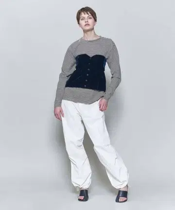 6 roku 로쿠 벨로아 뷔스티에 36