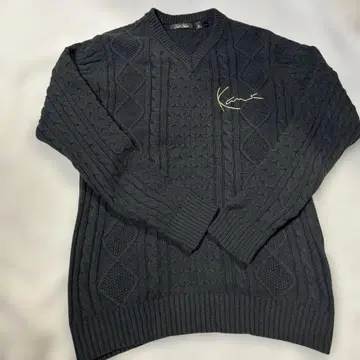 Karl Kani/칼카니 블랙 V넥 케이블 니트 M