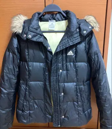 adidas 블랙 다운 자켓 S