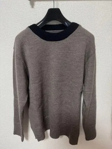 그레이 크루넥 니트 (MHL)