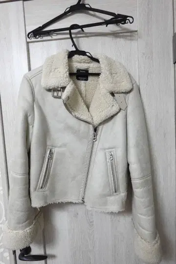 Bershka 더블 페이스 자켓