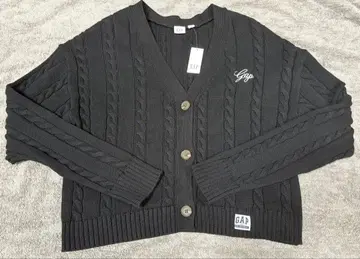 GAP 블랙 가디건 케이블 니트