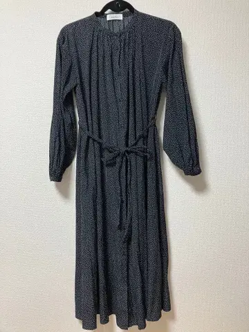 블랙 도트 무늬 롱 원피스