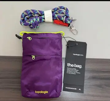 새상품 택 포함 토폴로지 숄더백 사코슈 휴대폰 파우치