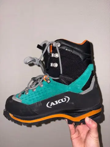 AKU 등산화 터콰이즈/블랙/오렌지
