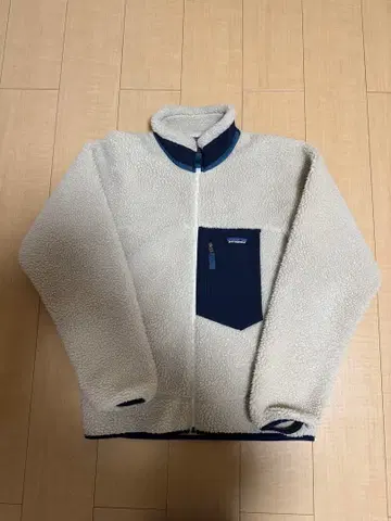 [새상품급] Patagonia 레트로x 내추럴 19년산