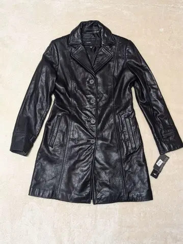 새상품 택 AVANTI PETITE 양가죽 가죽 코트 정가 25만원