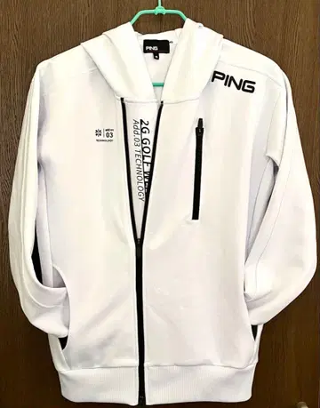 PING 화이트 후드티 사이즈 M