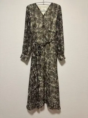 AMERI 플라워 프린트 롱 원피스