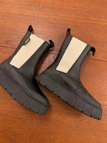 PUMA 사이드 고어 부츠 블랙/베이지