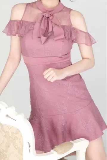 캬바쿠라 드레스