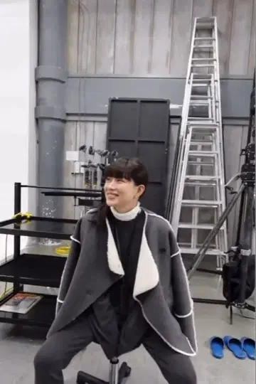 etretokyo 에트레토쿄 24AW 리버서블 무스탕 블루종