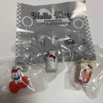 헬로키티 아메리칸 디자인 메지루시 액세서리