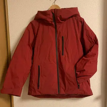 유니클로 하이브리드 다운 파카 레드 S