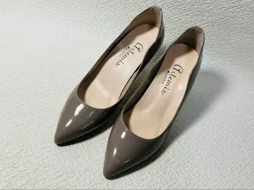 MH93 새상품 artemis by DIANA 포인티드 펌프스 22.5