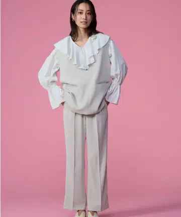 A part by 세레모니 셋업 베이지