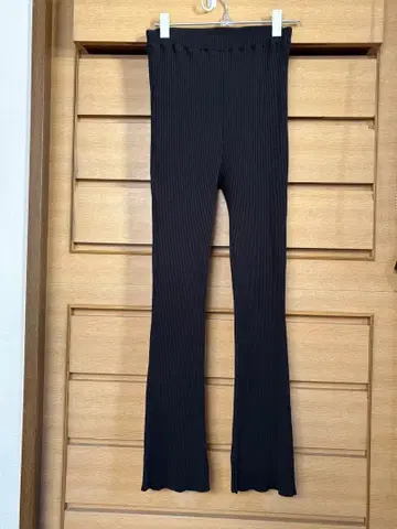 relume 리브 플레어 팬츠 블랙