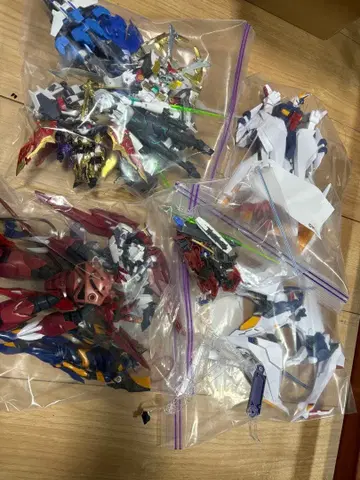 건담 프라모델 묶음 판매