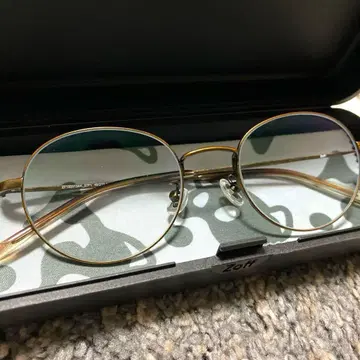 Zoff 심플하고 세련된 메탈 프레임/CLASSIC 골드(매트)