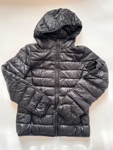 UNIQLO 블랙 울트라 라이트 다운 자켓 M