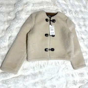 미사용 새상품 ZARA 자라 무스탕 코트 XS