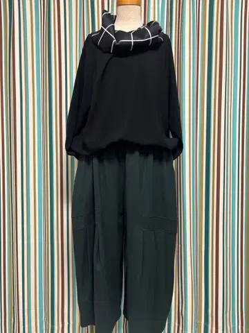 유소죽정 자란자란 공턱 팬츠 미사용 새상품 다크 그린