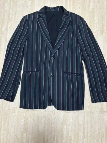 NEVERTRUST 네바트러스트 테일러드 자켓 스트라이프 사이즈 2