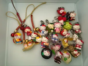 지역 한정 키티 참 끈 스트랩 묶음 판매