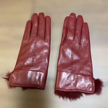 가죽 빨간색 장갑 퍼 포함