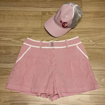 캘러웨이 빨흰 스트라이프 숏팬츠와 캡