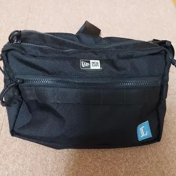 뉴에라 바디백 사이타마 세이부 라이온즈 콜라보