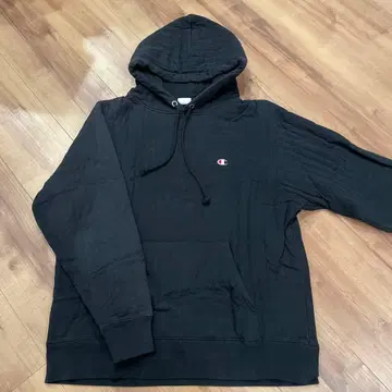 Champion 블랙 후드티 L 사이즈