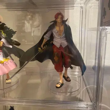 원피스 샹크스 피규어 제일복권 박스 있음