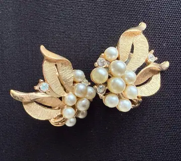 Trifari 트리파리 플라워 모티브 빈티지 귀찌