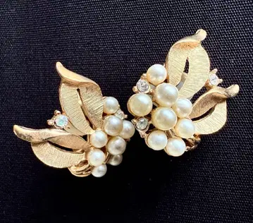 Trifari 트리파리 플라워 모티브 빈티지 귀찌