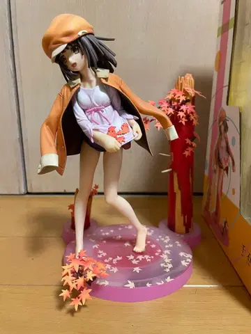 센고쿠 나데코 피규어 1/8 PVC제 도색 완료