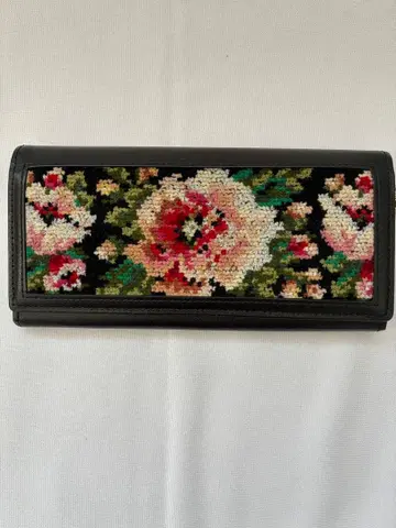 FEILER 꽃무늬 자수 장지갑