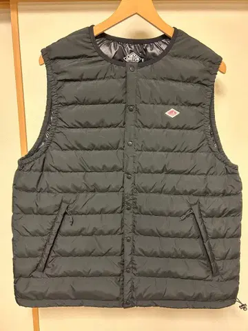 단톤 다운 베스트 블랙 XL