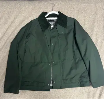 UNIQLO 유틸리티 숏 블루종 남성용 M 사이즈 올리브 컬러