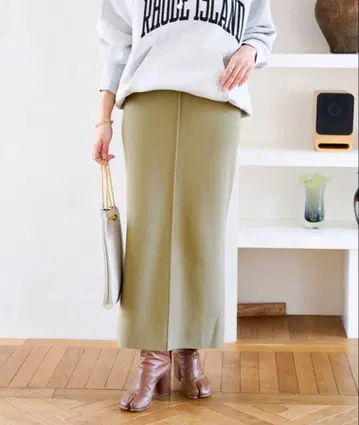 워셔블 밀라노 리브 스커트 저널 스탠다드