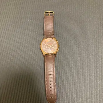 EMPORIO ARMANI 브라운 가죽 손목시계