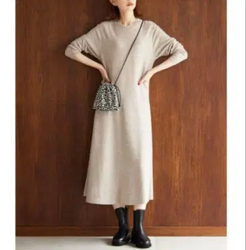 슬로브 이에나 워셔블 플레어 원피스