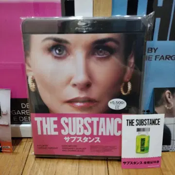 서브스턴스 호러 영화 특전 스티커 포스터 Blu-ray