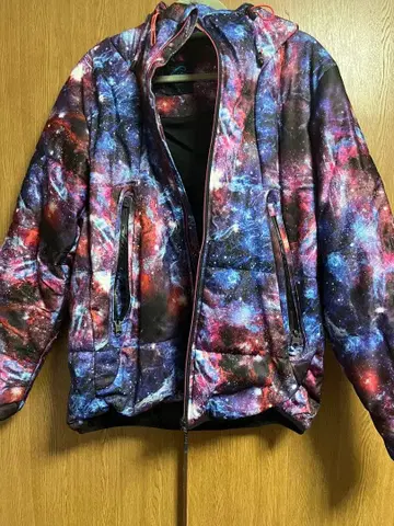 우주 패턴 다운 자켓 후드 부착