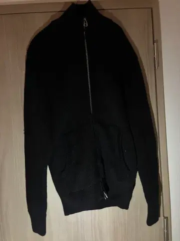 ZARA 풀 집업 니트 스웨터 L 사이즈