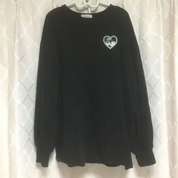 bubbles 체리 프린트 상의 블랙 긴팔