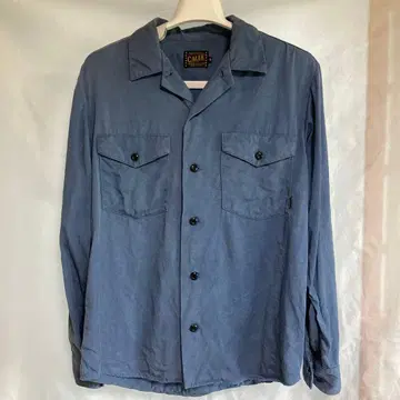 CALEE 오픈 카라 레이온 셔츠 사이즈 M