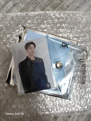 SEVENTEEN DK 미니 파우치
